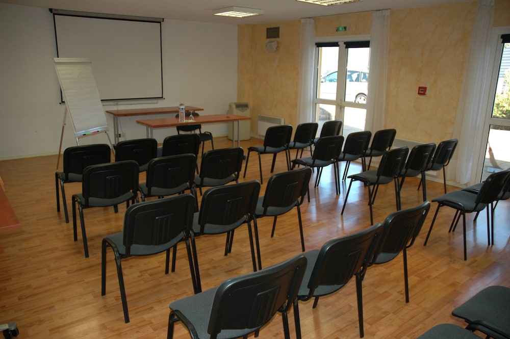Hotel Le Relais Pau Lons 42/53