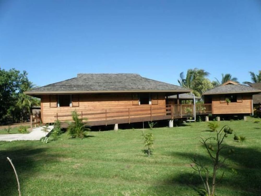 Moorea Surf Bed And Breakfast Hostel 30/32