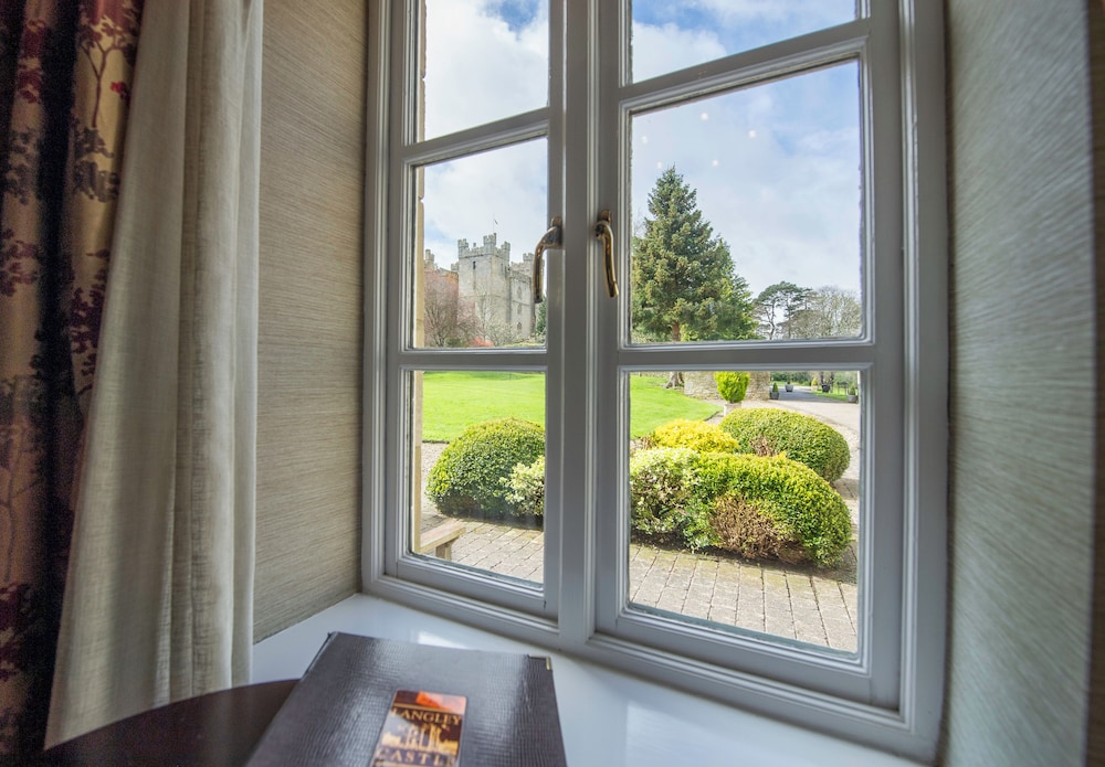 Langley Castle Hotel 25/72