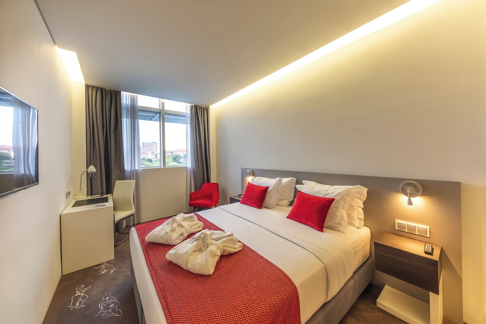 Melia Maputo Sky 5/66