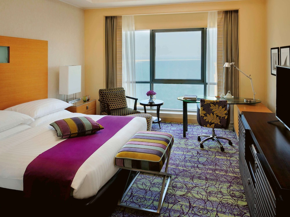 Qabila Westbay Hotel by Marriott 17/65