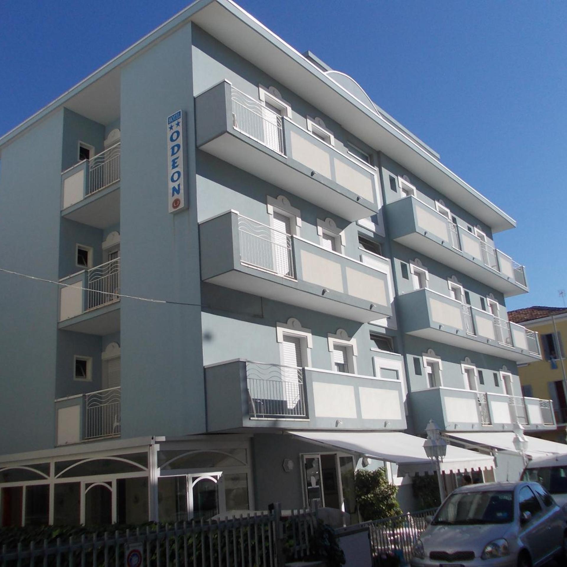 Odeon Hotel 2/47