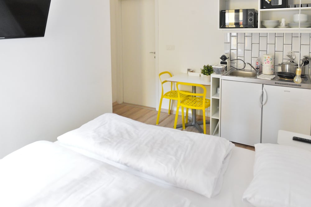 The Magazine Hotel Apartments 13/70