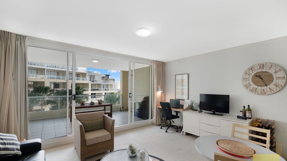 Mantra Ettalong Beach 61/71