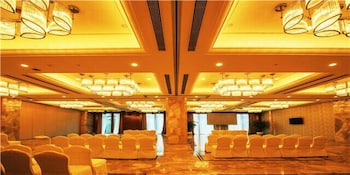 Days Hotel & Suites by Wyndham Sichuan Jiangyou 9/19