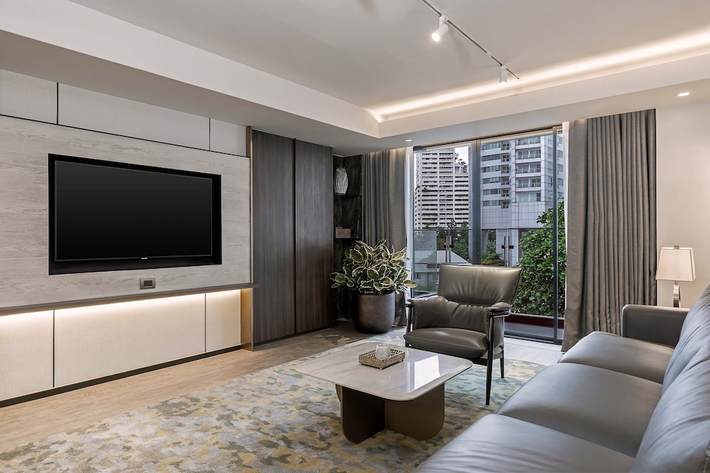 Gardina Asoke Hotel & Residence 32/49