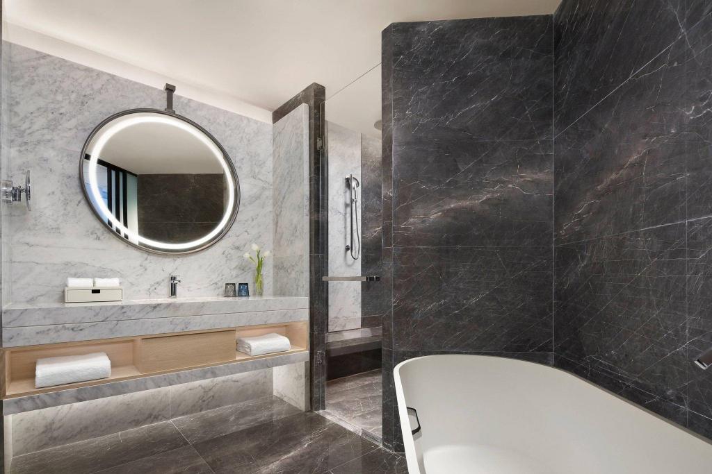غرفة كبيرة بسرير كينج بإطلالة على المدينة، Liyang Marriott Hotel 3/3