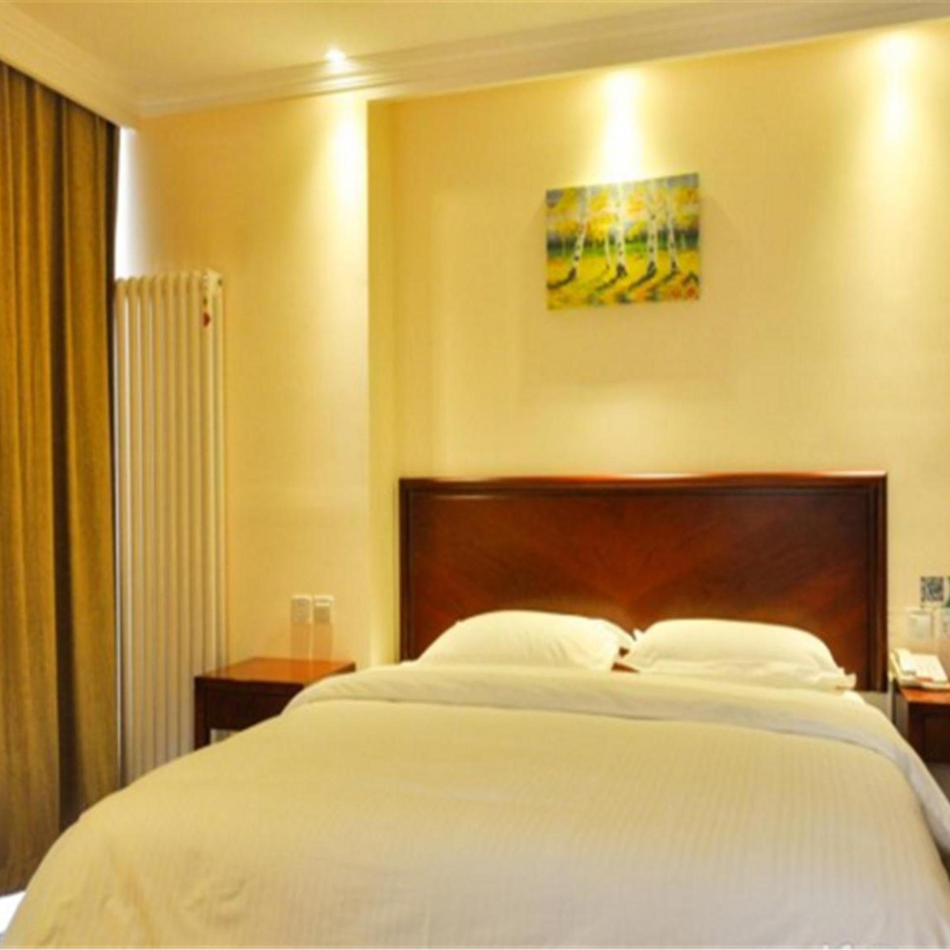 GreenTree Inn Chengde Railway Station Southeast Chengde Century City Business Hotel 36/60