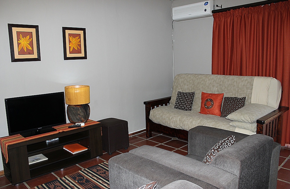 A Cherry Lane Self Catering and B&B 39/50
