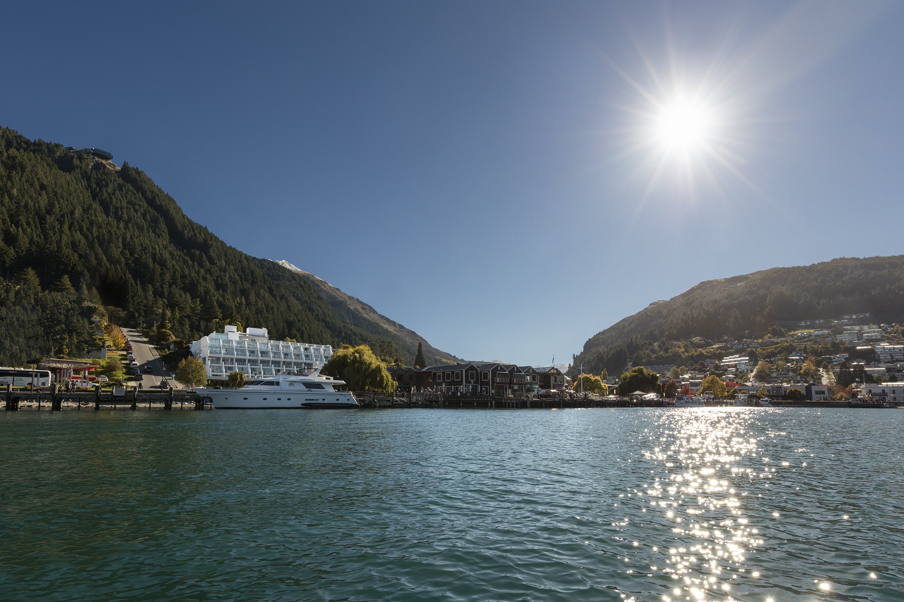 Crowne Plaza Hotel Queenstown 68/71