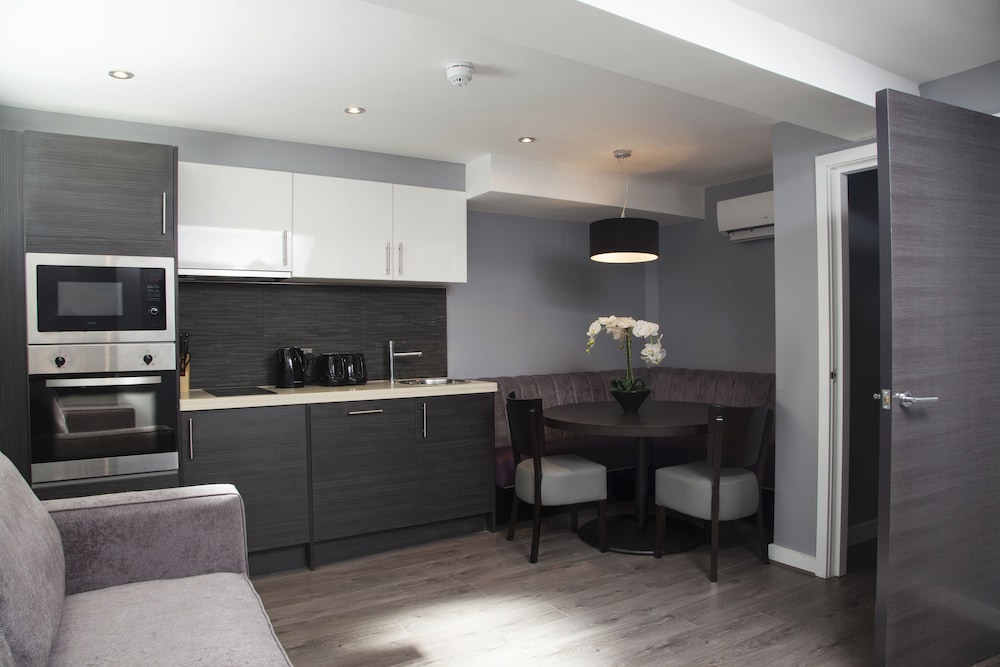 Epic Aparthotel Duke Street 6/50