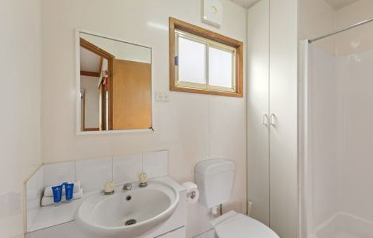Discovery Parks - Adelaide Beachfront 44/46