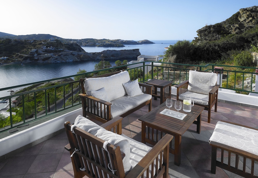 Erivolos Hotel Apartments 28/36
