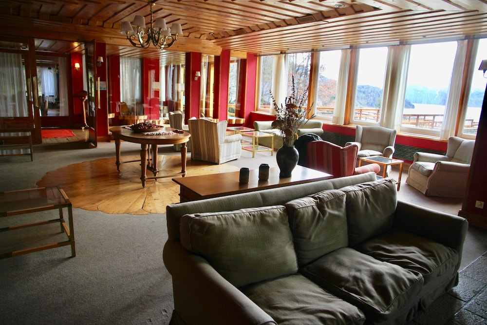 Hotel Tunquelen 40/64