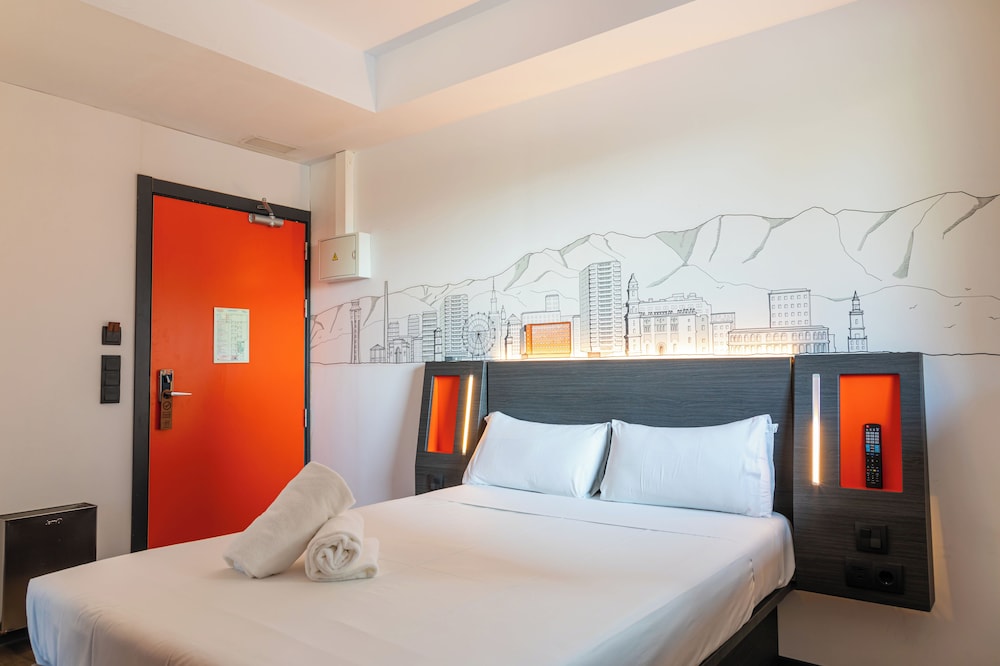 Easyhotel Malaga City Centre 25/59