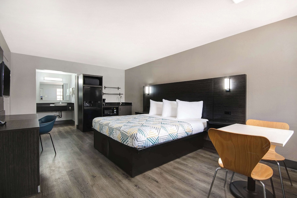 Studio6 San Antonio, TX - Northwest Medical Center 15/43
