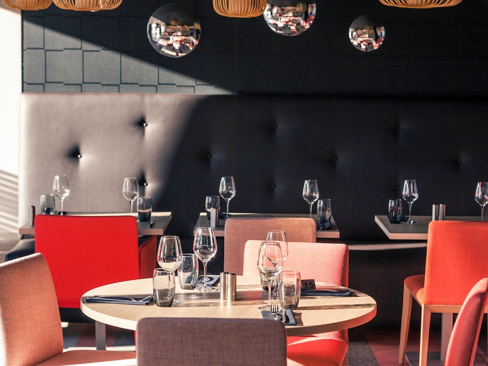 Mercure Marne la vallee Bussy St Georges 33/52