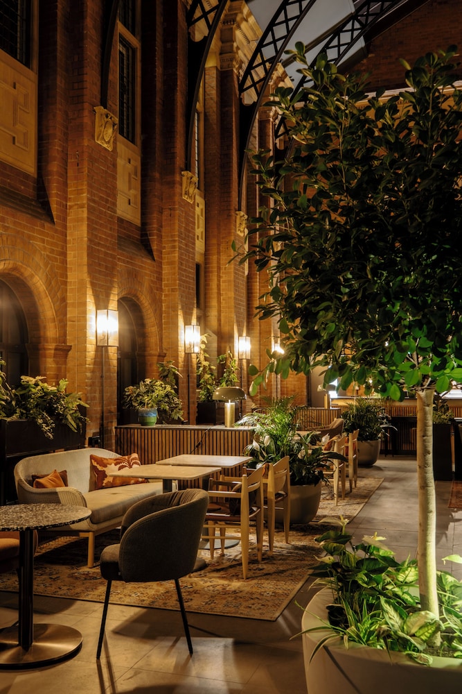 The Hobson Cambridge by Adina 37/44