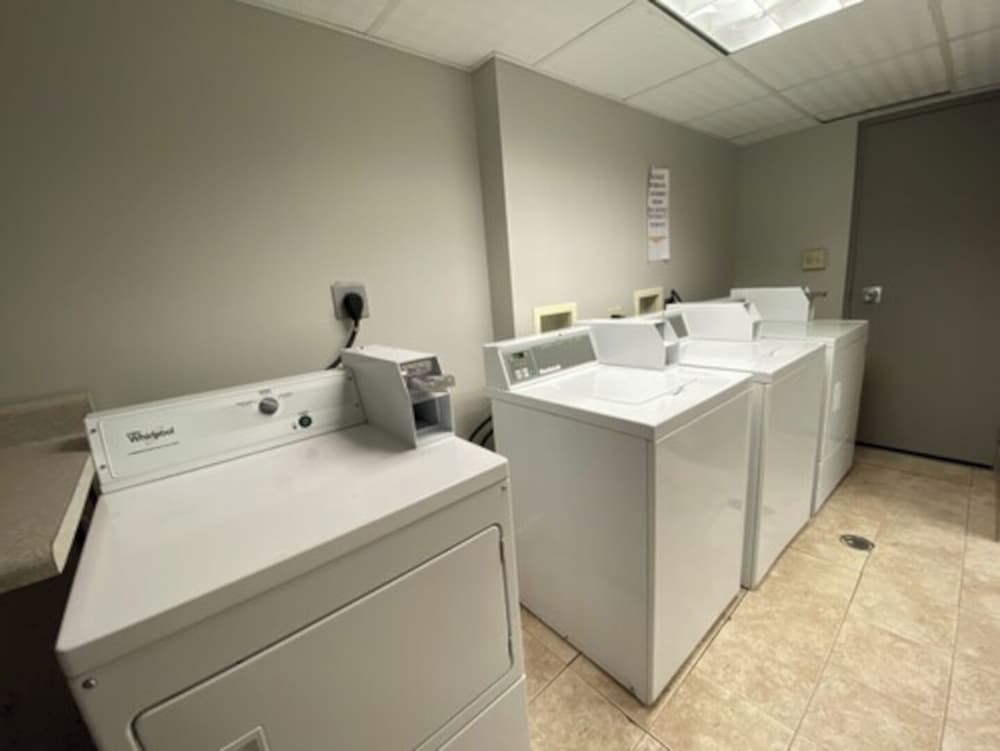 Super 8 by Wyndham Great Falls City Center 49/49
