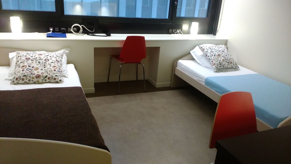 Study Hôtel 9/18