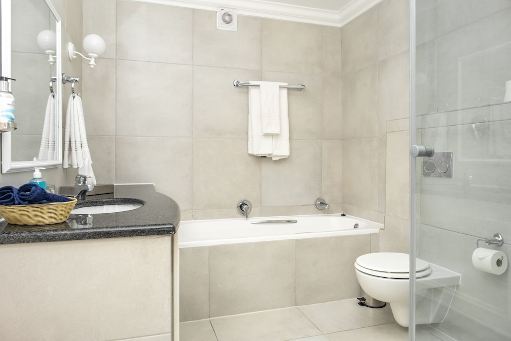 The Bantry Aparthotel by Totalstay 79/79