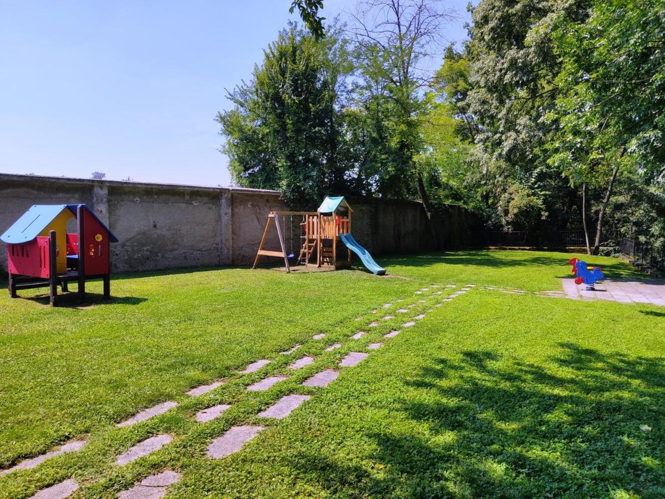 Country Hotel Castelbarco 46/56