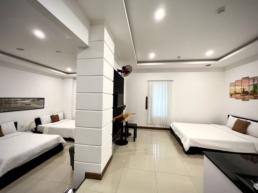 Phuong Dong Hotel & Apartment 17/35