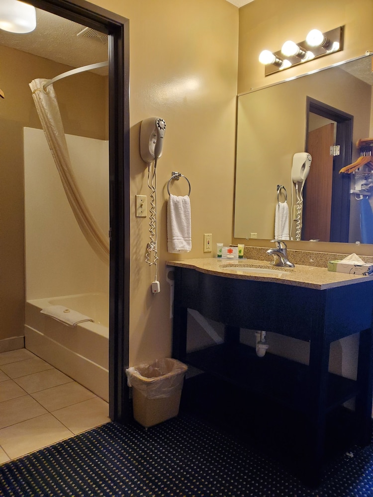 Victorian Inn Central City 57/57