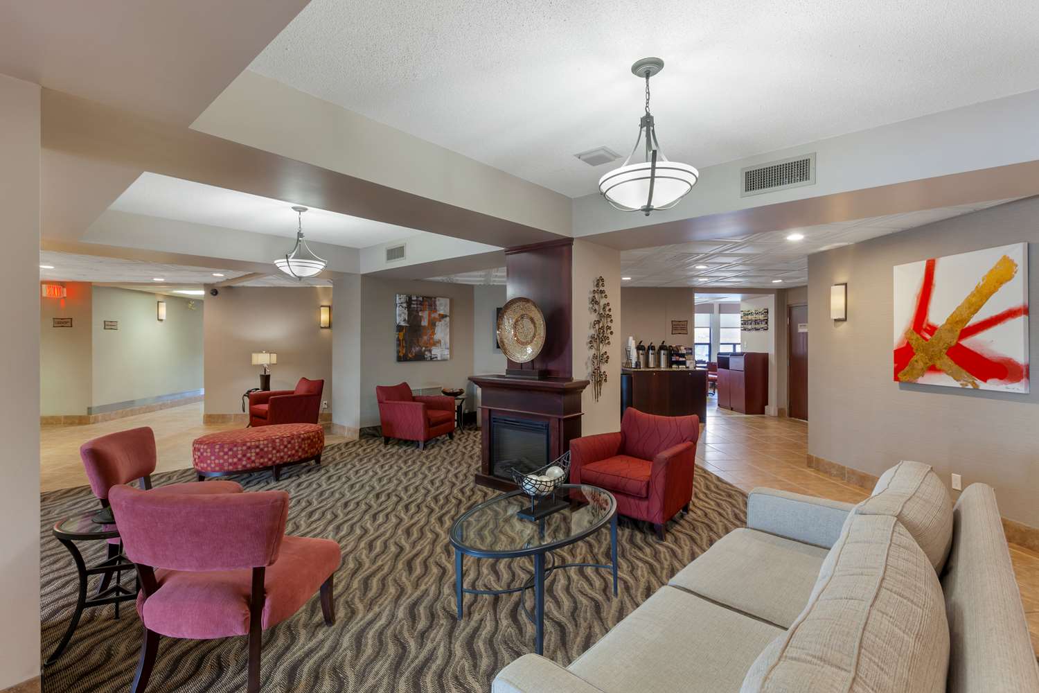 Best Western Plus Rose City Suites 15/35
