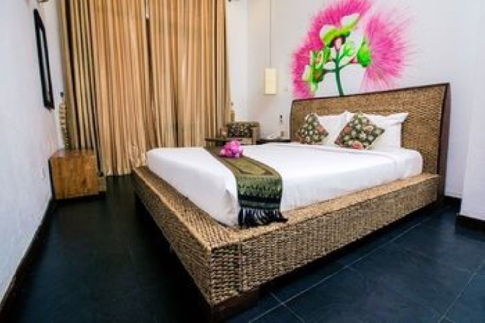 Monsoon Riverside Hotel 20/31