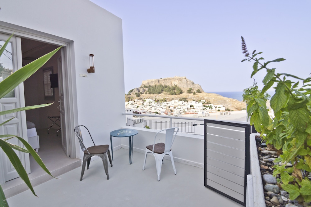 Lindos Comfy Suites 4/58