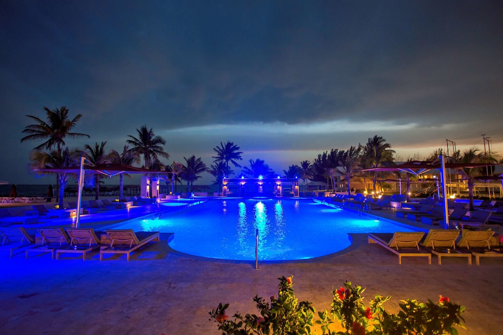 Viva Fortuna Beach by Wyndham A Trademark All Inclusive in FREEPORT