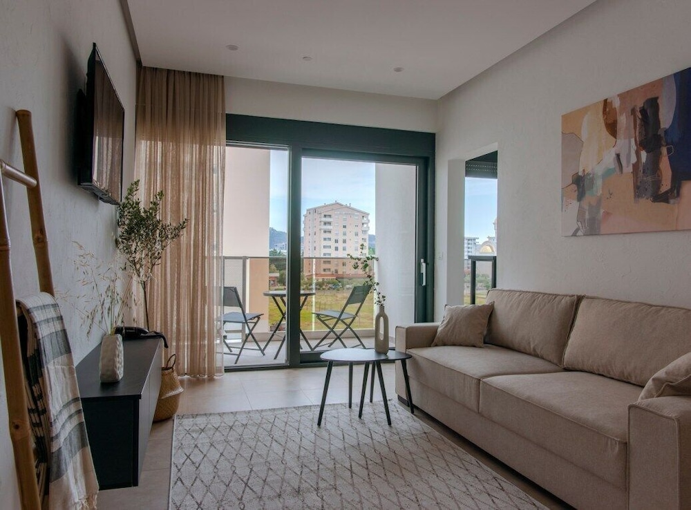 Soho Suites 28/54