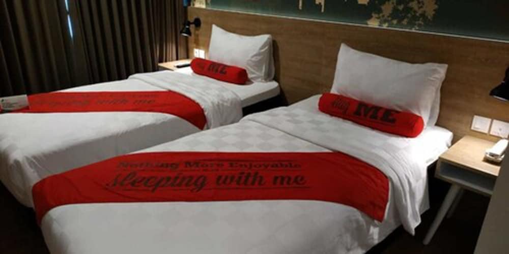 Hotel FortunaGrande Jember 20/61