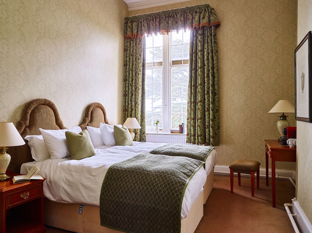 Dumbleton Hall Hotel 25/73