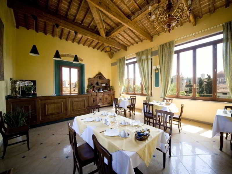 Hotel Merlini 23/28