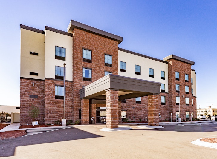 Cobblestone Hotel & Suites - Superior Duluth 48/50