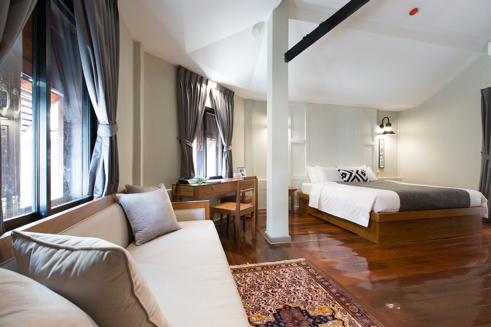 Prince Theatre Heritage Stay Bangkok 11/50