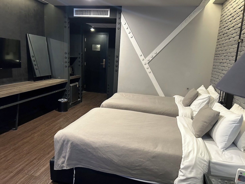 S Hadyai Hotel 15/68