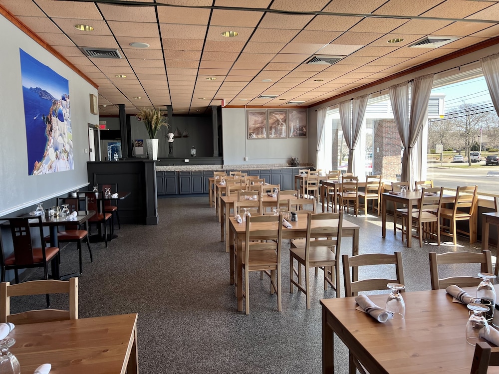 Falmouth Inn 46/65