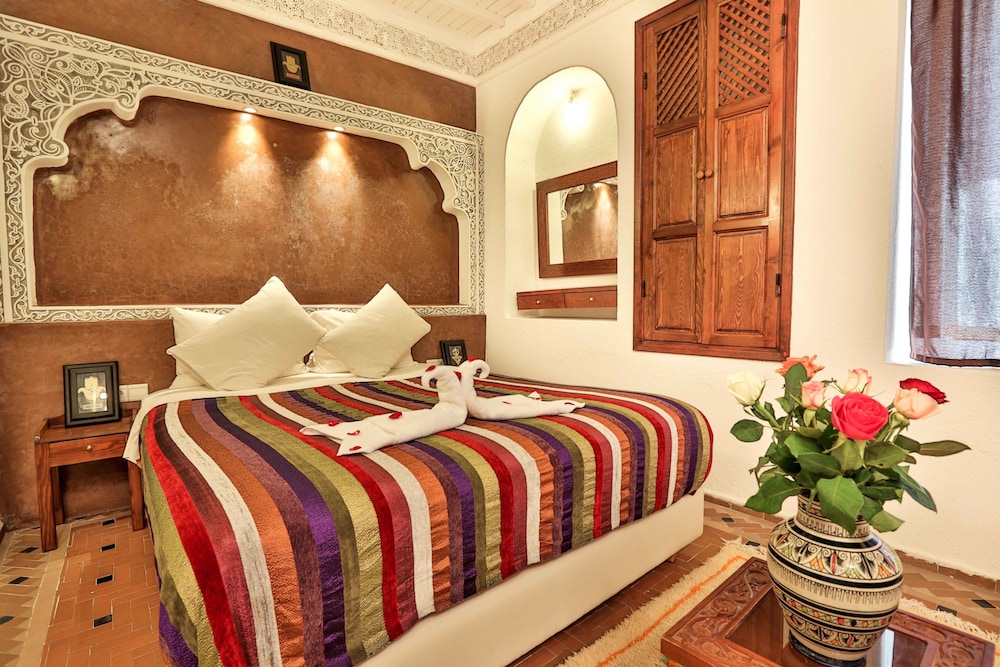 Riad Nakhla 28/62
