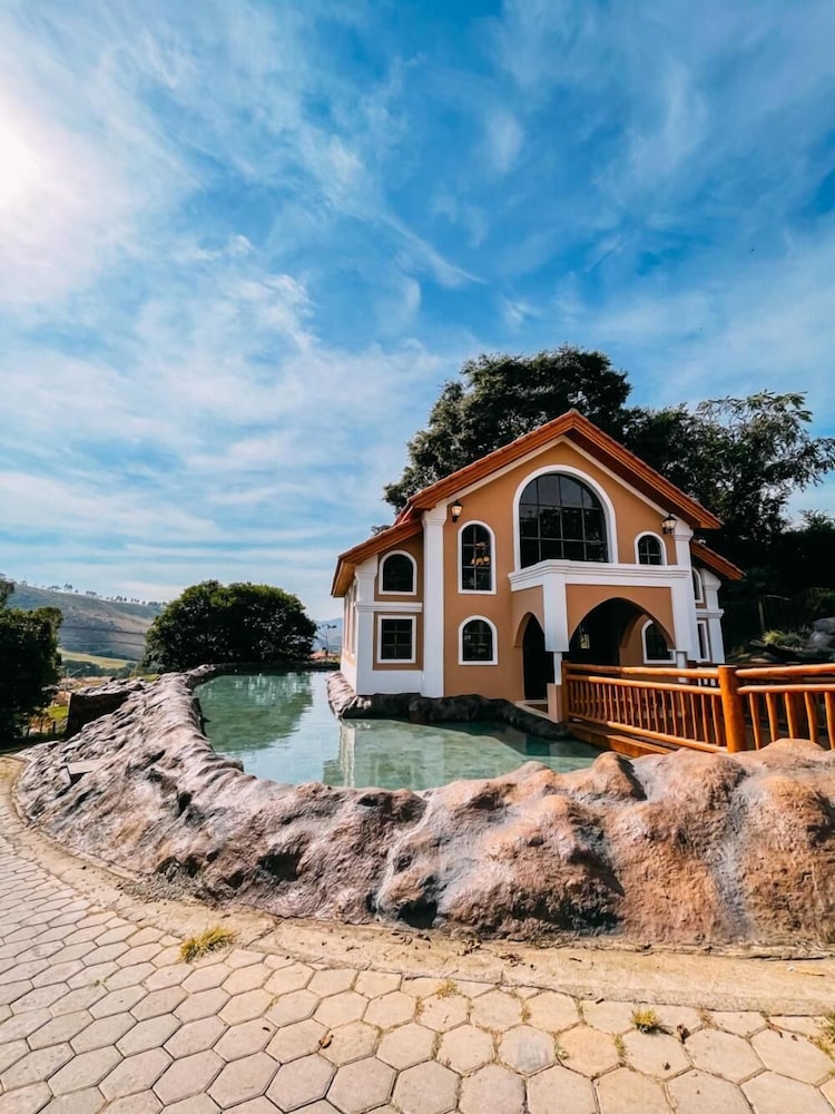 HOTEL FAZENDA VALE DA MANTIQUEIRA 67/72
