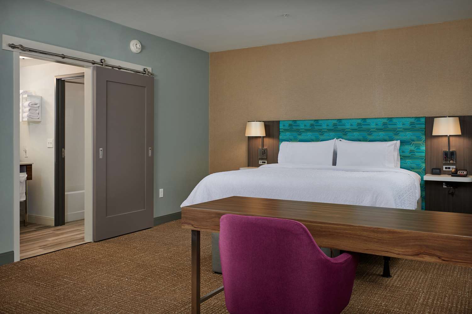 1 Bedroom, Suite, King Bed