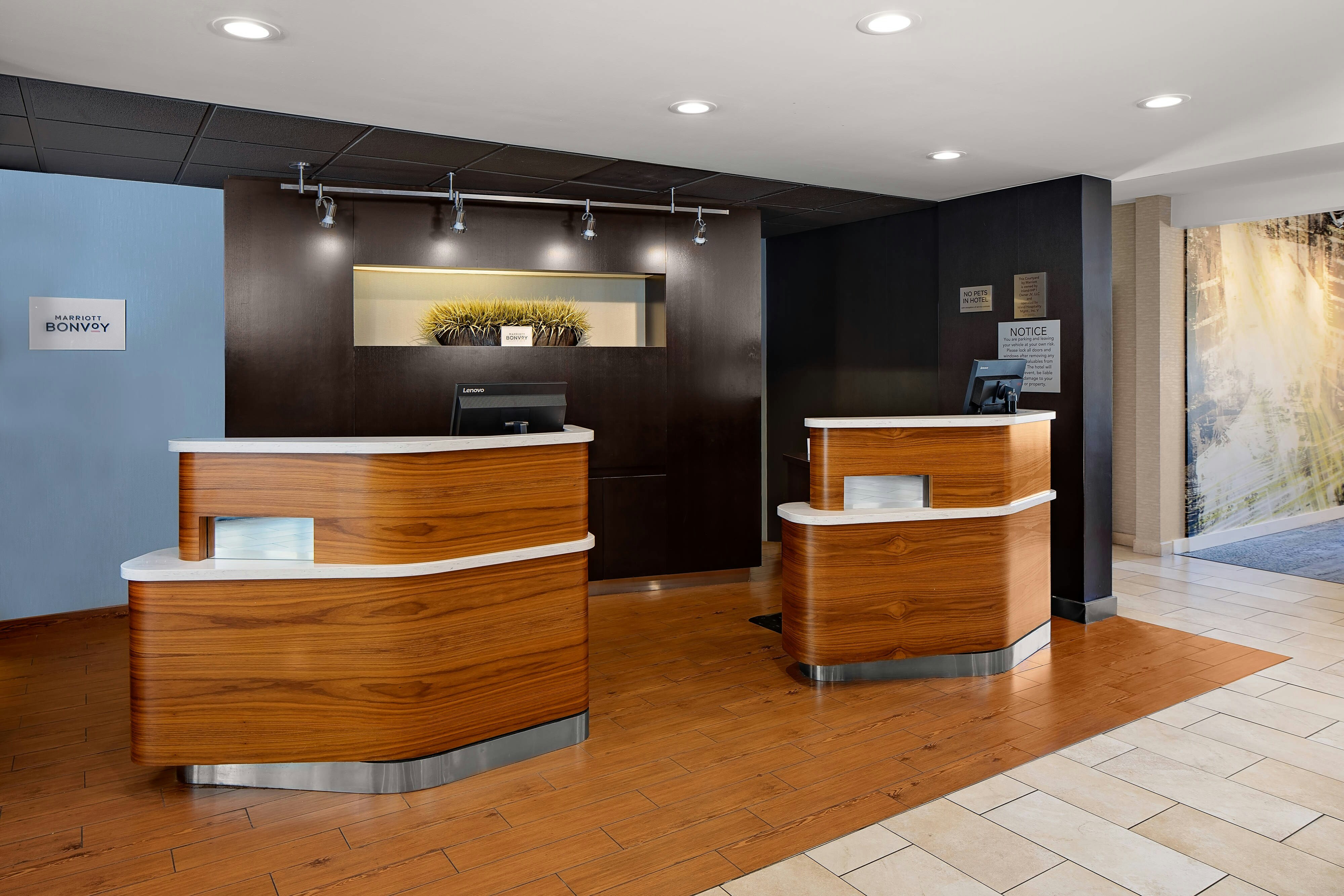 Courtyard By Marriott Tucson Williams Centre 1/9