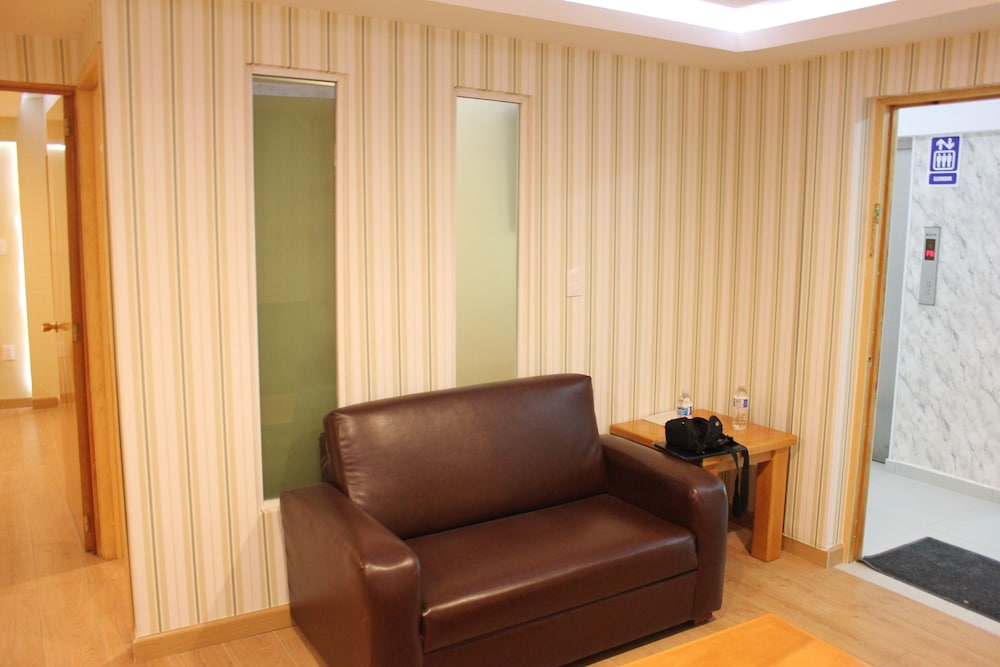 Suites Victoria Hotel 24/44
