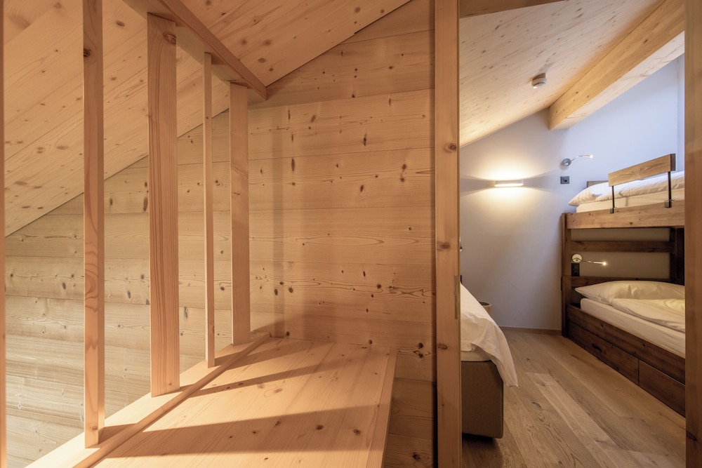 Swisspeak Resorts Vercorin 24/49