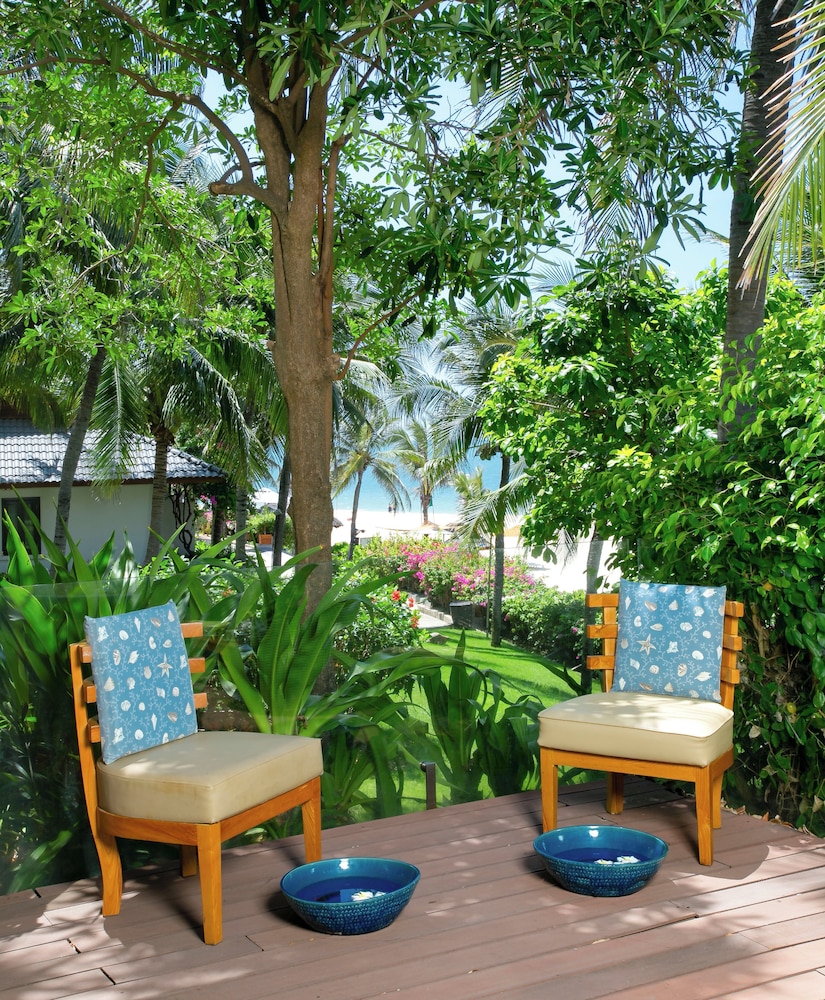 The Cliff Resort And Residences 42/50