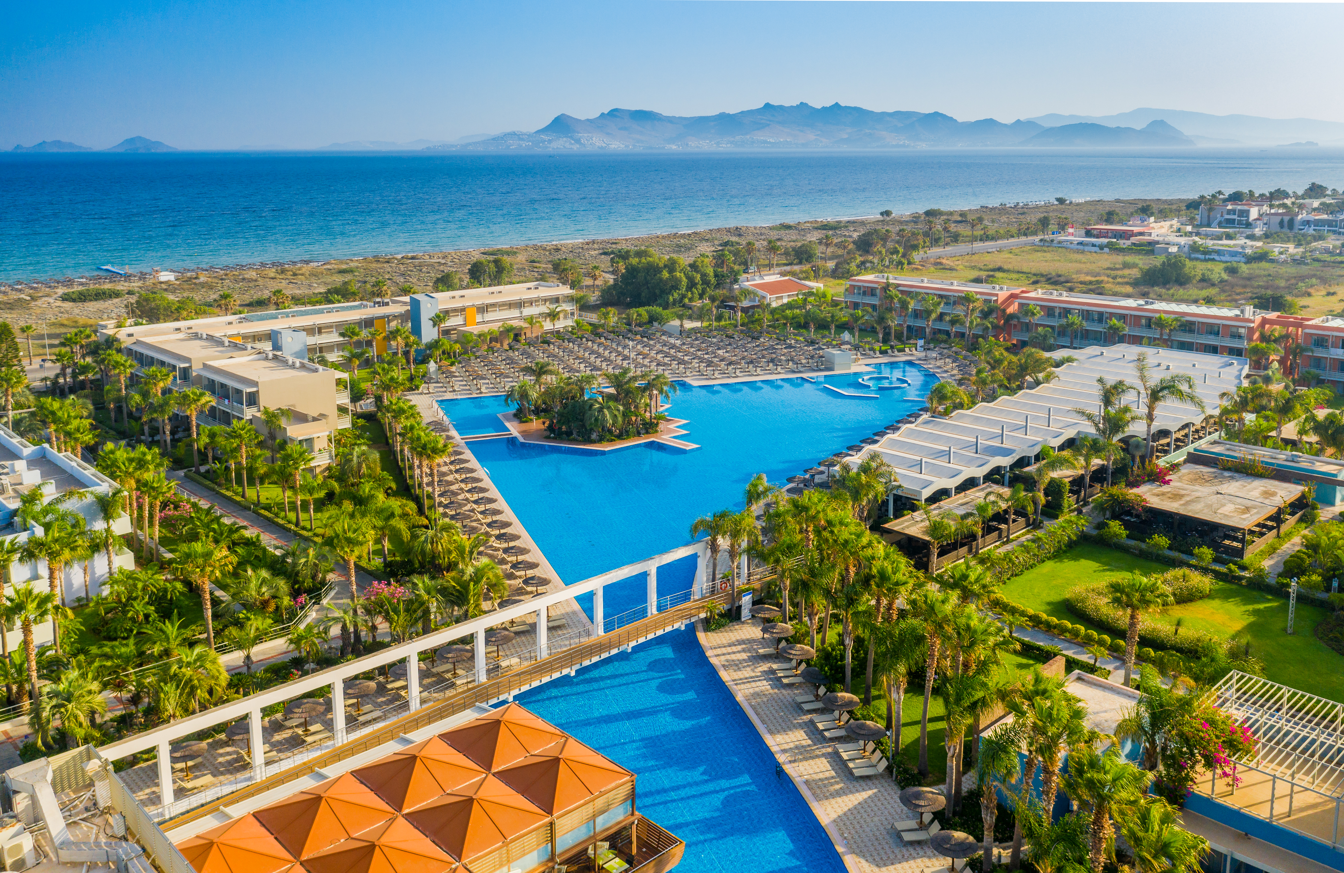 Blue Lagoon Resort 32/34