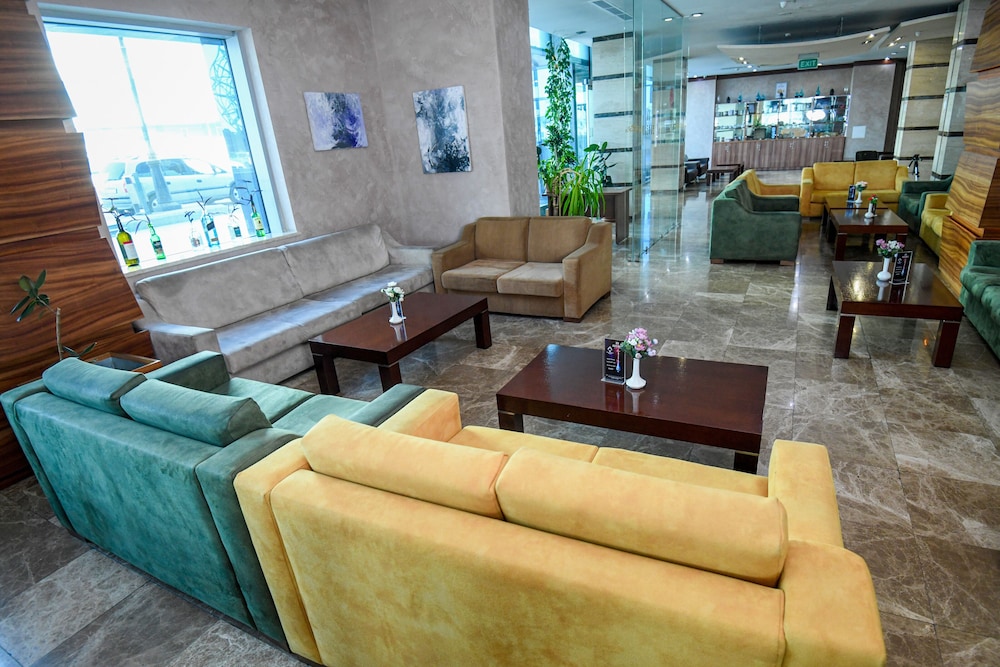 Avenue Hotel Baku 25/45