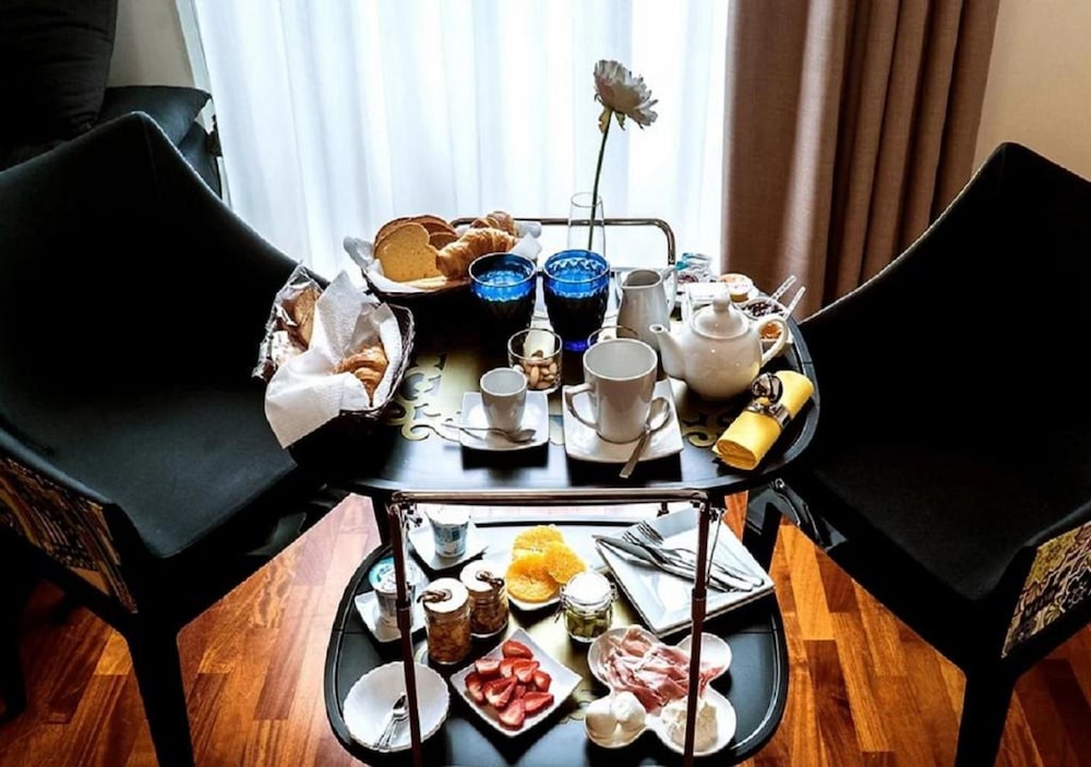 Titti Artistic B&B 28/45